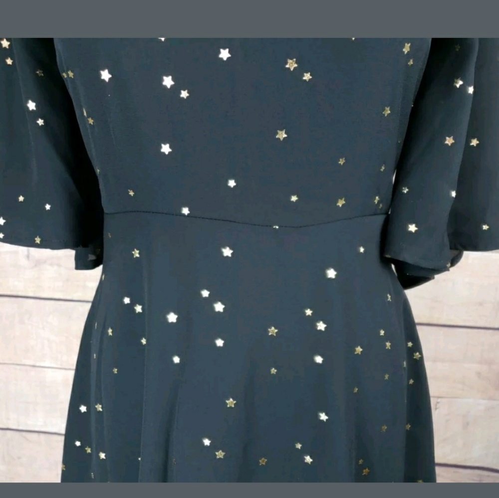 GIANNI BINI Sz XS star print black v-neck dress - Picture 6 of 8
